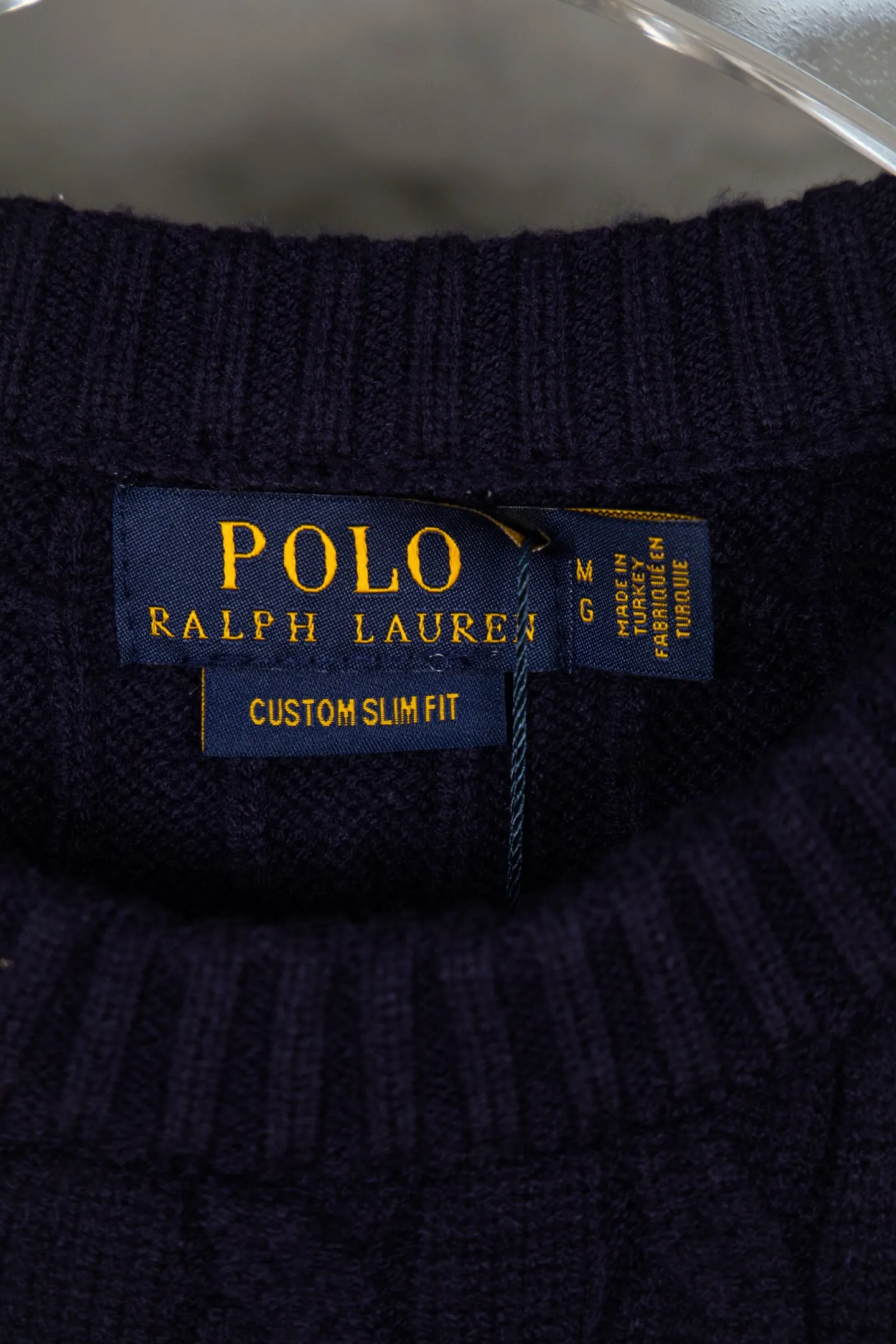 P220 ralph lauren #ootddailywear #Autumn and winter sweater #knitwear outfit #ralph lauren sweater #can be worn by both men and women. Finally, after the Ralph men’s twist crew neck sweater is available, it is finally here. The hottest sweater is a limited edition every year. There will not be many styles in the store! Ralph Lauren men's crew neck sweater. The shape is really nice. It can be worn alone or as a jacket. It can be worn on the inside or worn with a shirt. 100% pure cotton #Practical wear. Color: white, navy blue, khaki, gray, size S to XL